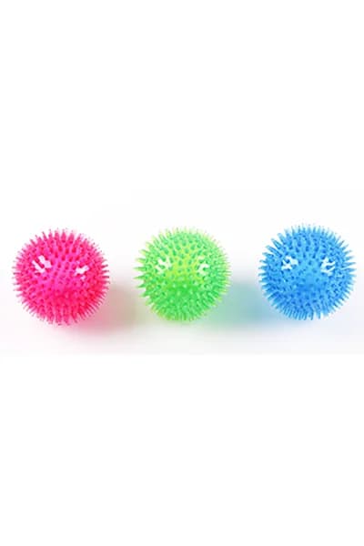 Besta igracka za pse loptica Spikes 9cm mix boja